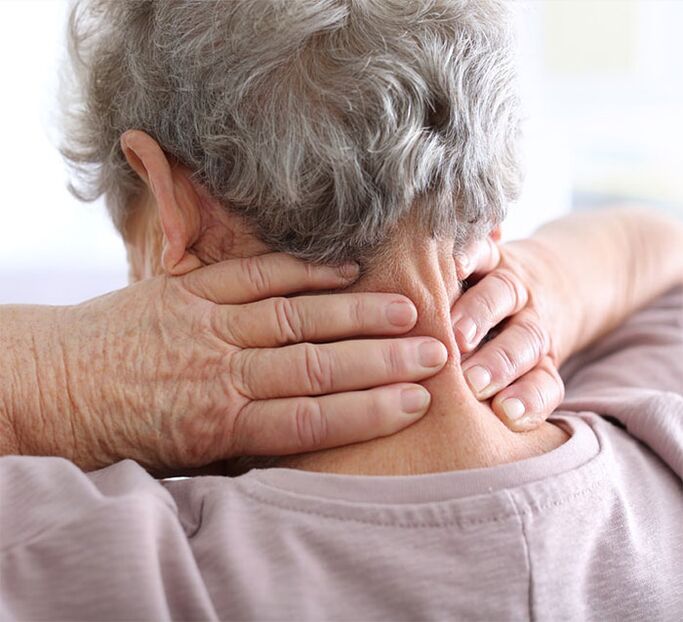 Symptomen van cervicale osteochondrose wijzen op de noodzaak van behandeling van de ziekte
